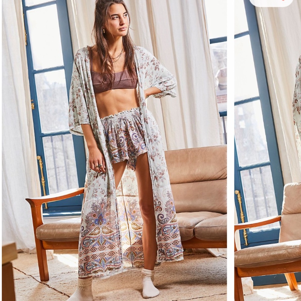 FREE PEOPLE BALI PIXIE LOUNGE SET IN MOONDANCE COMBO 2-PIECES ROBE AND SHORTS S